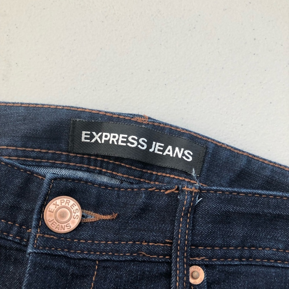 Express Jeans - Picture 2 of 3